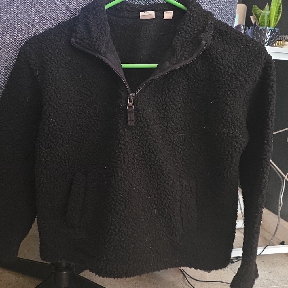 GAP Black Kids Quarter Zip Sherpa Pull Over.